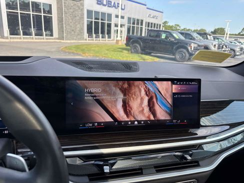 Used 2025 BMW X5 xDrive50e w/ Climate Comfort Package AWD/4WD image 24
