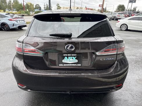 Used 2013 Lexus CT 200h w/ Seat Comfort Pkg FWD image 5