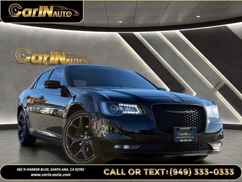 Used 2021 Chrysler 300 S RWD image 3
