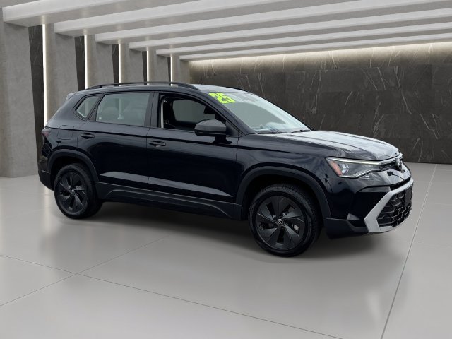 Used 2025 Volkswagen Taos S FWD image 8