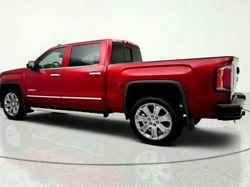 Used 2018 GMC Sierra 1500 Denali w/ Denali Ultimate Package AWD/4WD image 8