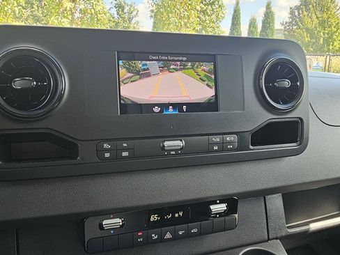 New 2024 Mercedes-Benz Sprinter 144 Cargo w/ Acoustic Package image 30