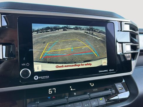 Used 2023 Toyota Tundra SR5 w/ SR5 Convenience Package AWD/4WD image 30