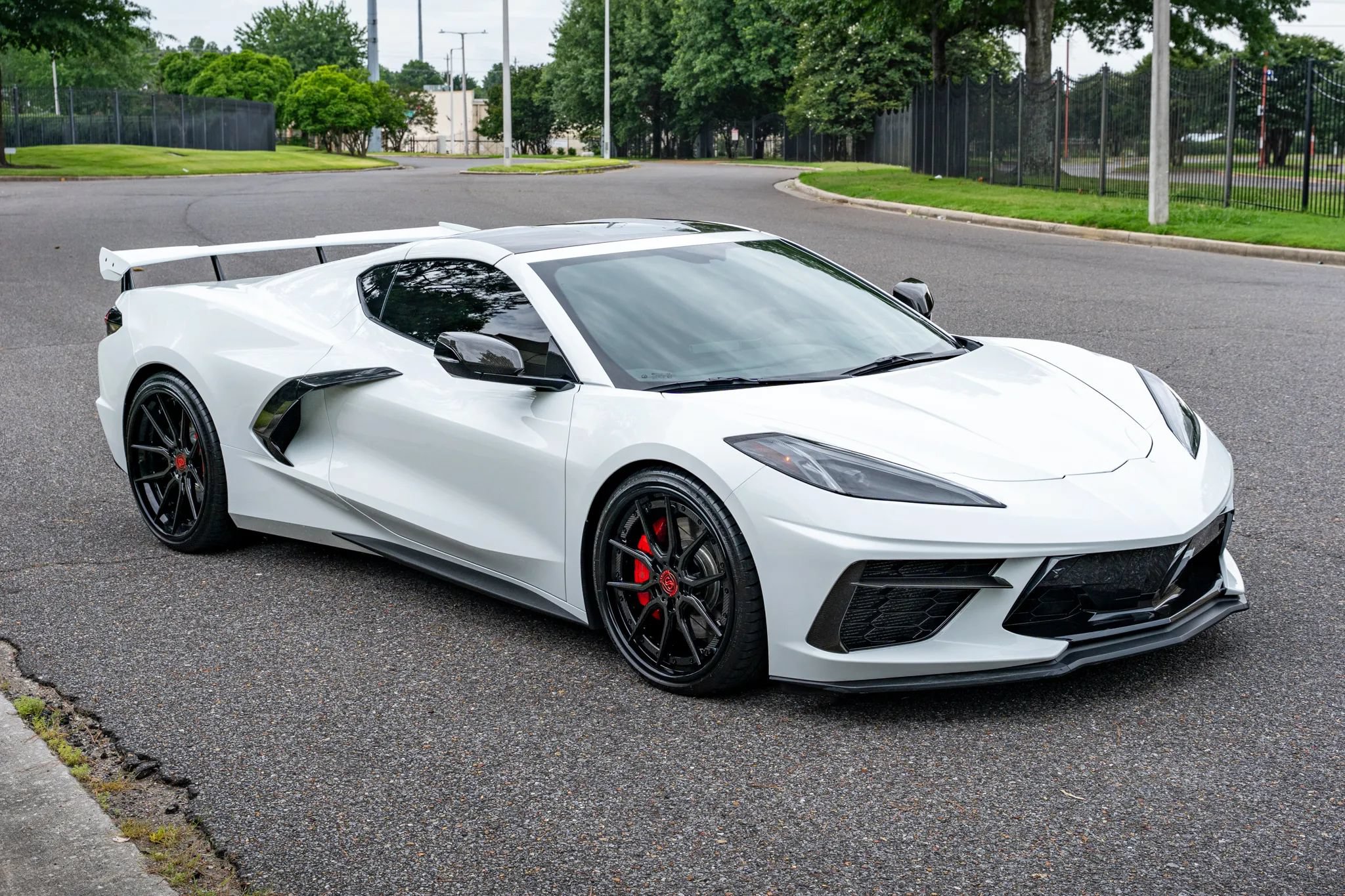 Used 2023 Chevrolet Corvette Stingray Premium Cpe w/ Z51 Performance Package RWD image 29