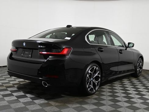 New 2026 BMW 330i xDrive Sedan w/ Convenience Package image 7