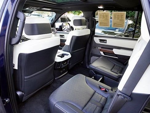 Used 2024 Toyota Sequoia Capstone AWD/4WD image 29