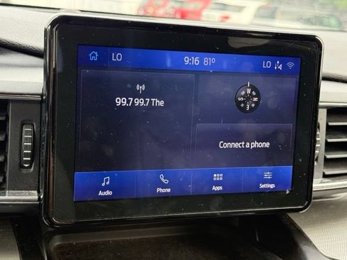 Used 2020 Ford Explorer XLT w/ Equipment Group 202A AWD/4WD image 25