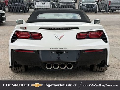 Used 2015 Chevrolet Corvette Stingray Convertible RWD image 5