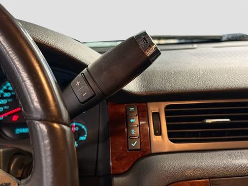 Used 2009 Chevrolet Tahoe LTZ image 16