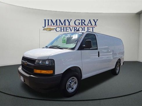 New 2025 Chevrolet Express 2500 w/ Driver Convenience Package image 7