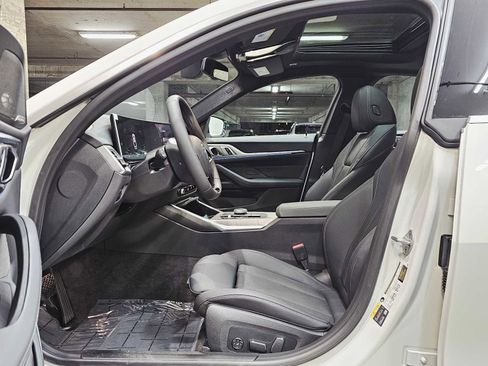 New 2025 BMW i4 xDrive40i image 23