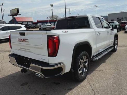 New 2026 GMC Sierra 1500 SLT w/ SLT Premium Plus Package image 8