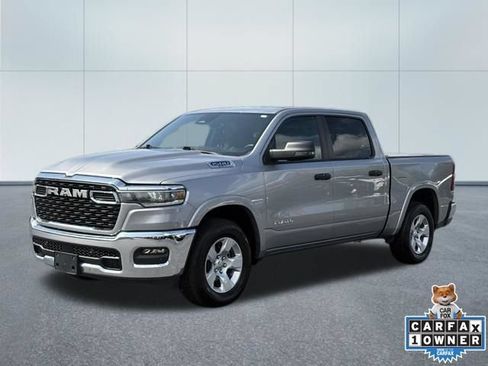 Used 2025 RAM 1500 Big Horn AWD/4WD image 6
