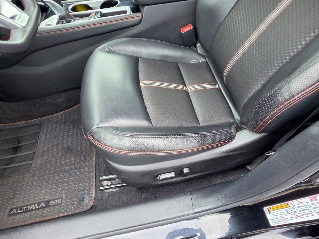 Certified 2025 Nissan Altima 2.5 SR FWD image 14
