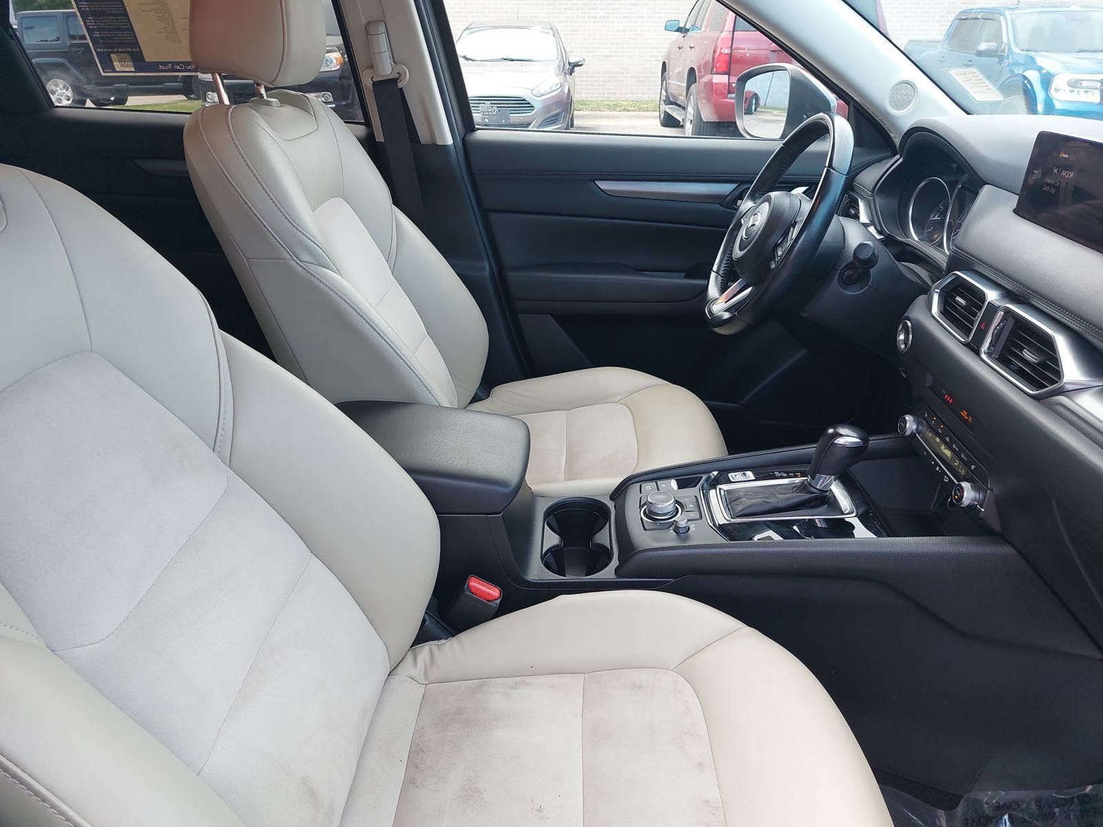 Used 2021 MAZDA CX-5 Touring FWD image 10
