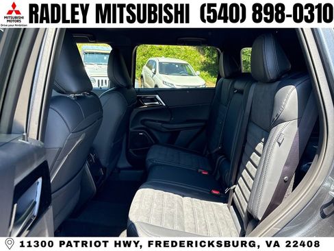 New 2026 Mitsubishi Outlander LE AWD/4WD image 12