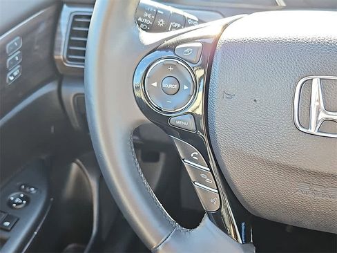 Used 2016 Honda Accord EX-L image 19