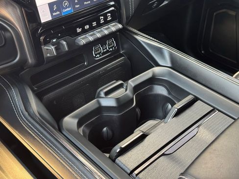 Used 2022 RAM 3500 Limited image 15