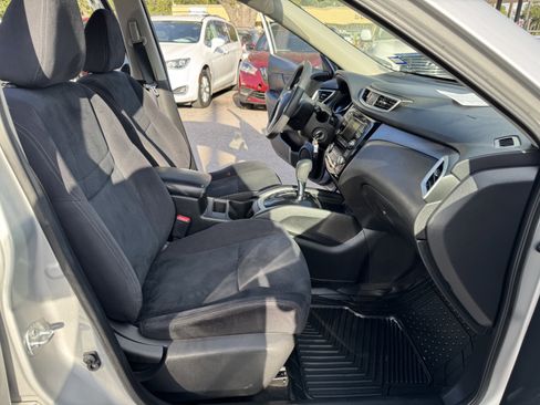 Used 2016 Nissan Rogue S image 14