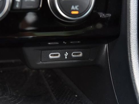 Used 2024 Volkswagen Jetta GLI Autobahn FWD image 16