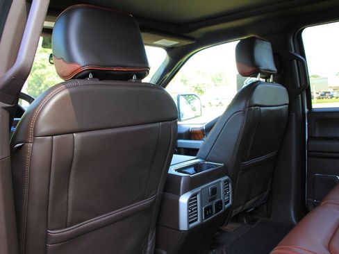 Used 2018 Ford F150 King Ranch w/ Equipment Group 601A Luxury AWD/4WD image 21