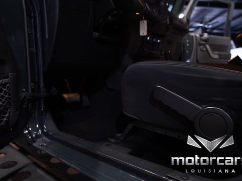 Used 2016 Jeep Wrangler Unlimited Sport w/ Quick Order Package 24S image 36