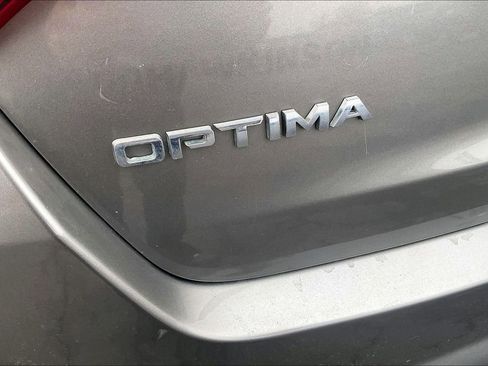 Used 2013 Kia Optima LX image 23