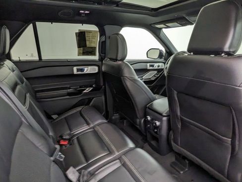 Used 2021 Ford Explorer ST w/ ST Street Pack image 44