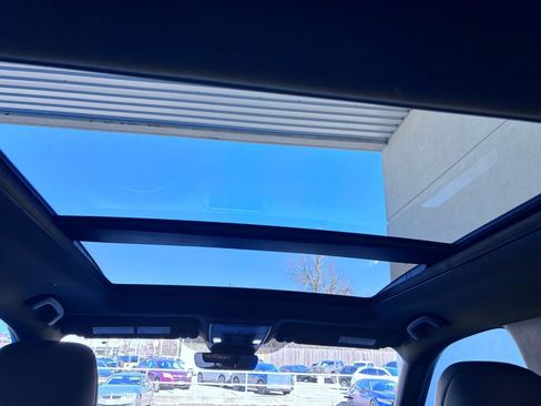 Certified 2025 Honda Pilot TrailSport image 17