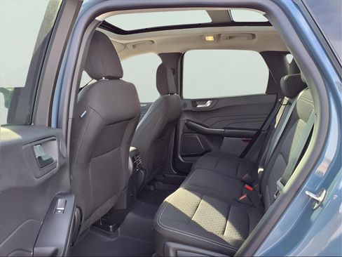 New 2025 Ford Escape Active w/ Active Premium Tech Pack image 18