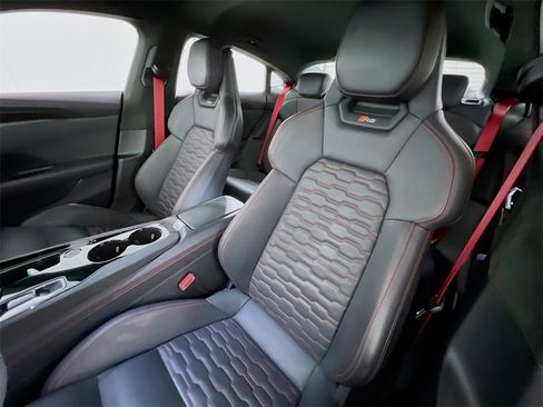 Used 2022 Audi RS e-tron GT w/ Year 1 Package image 11