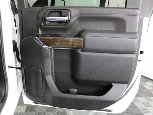 Used 2023 GMC Sierra 3500 SLE w/ SLE Convenience Package image 32