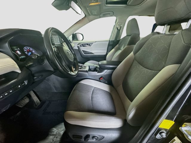 Used 2020 Toyota RAV4 XLE w/ Convenience Package AWD/4WD image 20