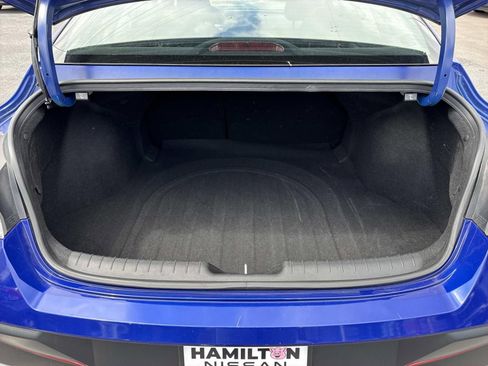 Used 2025 Hyundai Elantra SEL FWD image 27