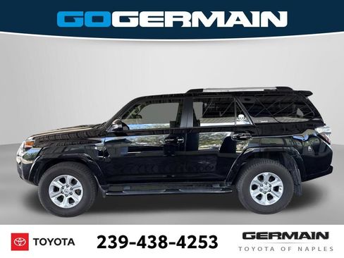 Used 2019 Toyota 4Runner SR5 Premium RWD image 2