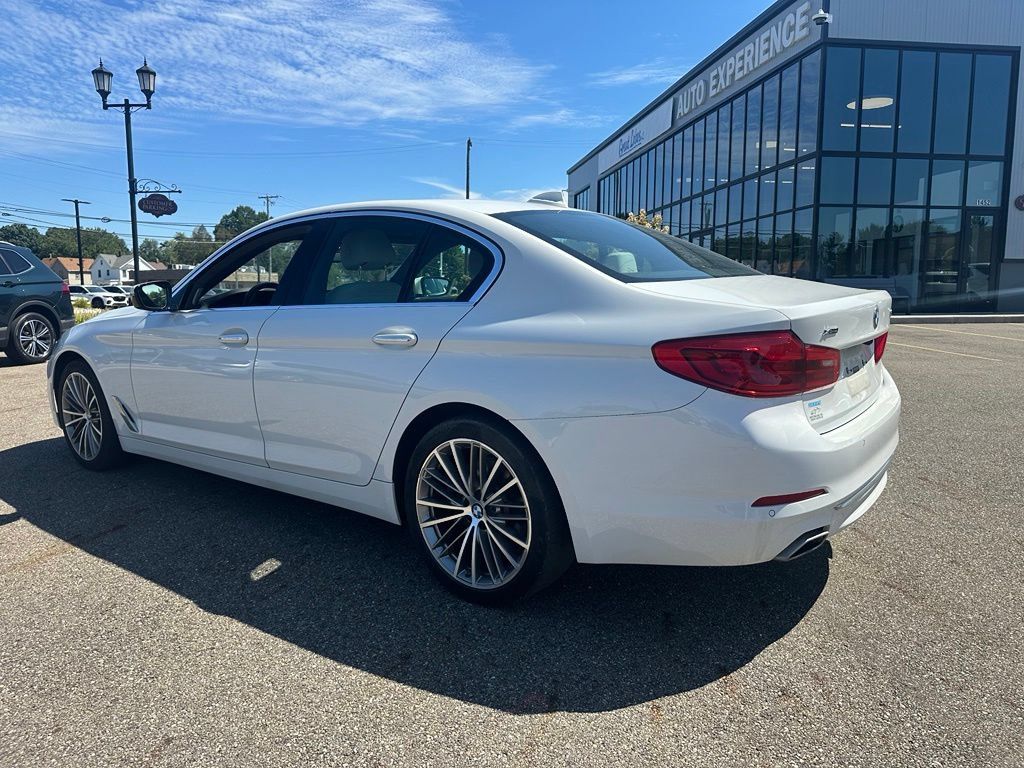 Used 2017 BMW 540i xDrive AWD/4WD image 8
