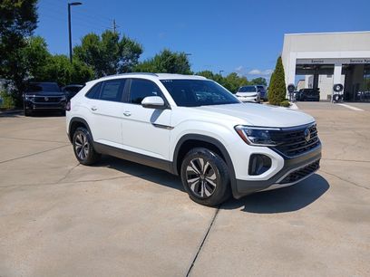 New 2026 Volkswagen Atlas Cross Sport SE