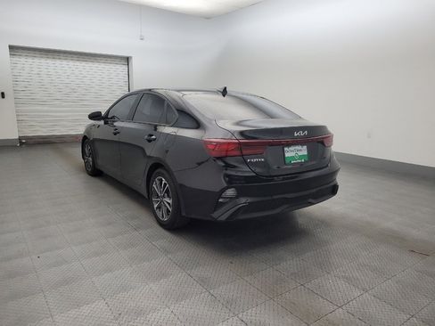 Used 2023 Kia Forte LXS w/ LXS Technology Package image 5