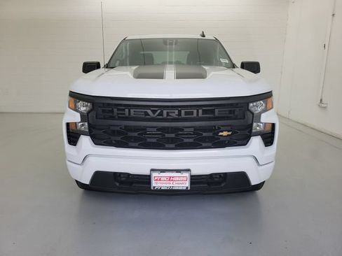 Used 2023 Chevrolet Silverado 1500 Custom RWD image 3