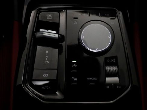 New 2026 BMW 530i xDrive w/ M Sport Package AWD/4WD image 12