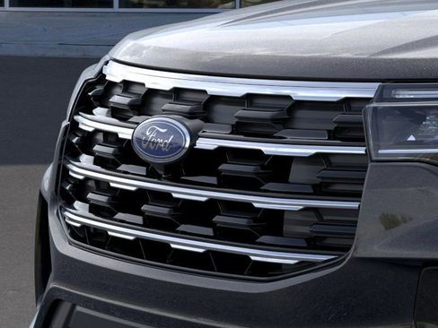 New 2026 Ford Explorer Active w/ Active Comfort Package image 18