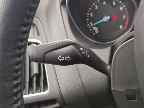 Used 2018 Ford Focus Titanium image 27