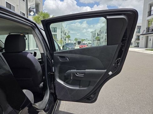 Used 2016 Chevrolet Sonic LT FWD image 32