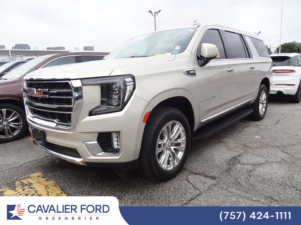Used 2022 GMC Yukon XL SLT w/ SLT Luxury Package AWD/4WD image 3