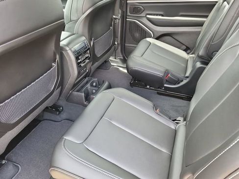 New 2026 Jeep Grand Cherokee L Limited RWD image 25