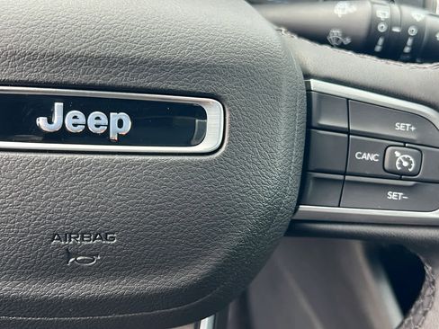 New 2026 Jeep Compass Latitude image 20