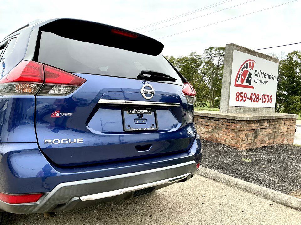 Used 2017 Nissan Rogue SV w/ SV Premium Package FWD image 27