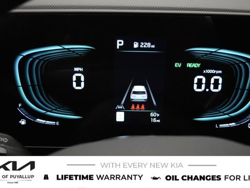 New 2026 Kia Niro EX FWD image 18