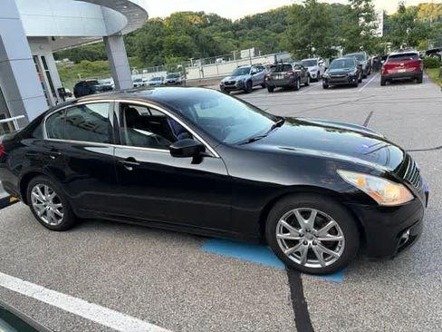 Used 2012 INFINITI G37 x Sedan w/ Premium Pkg AWD/4WD image 4
