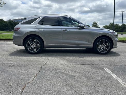 Used 2026 Genesis Electrified GV70 Prestige AWD/4WD image 8